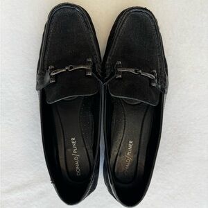 Donald J. Pliner Women’s Black Slip-On Loafers Size 8 EUC